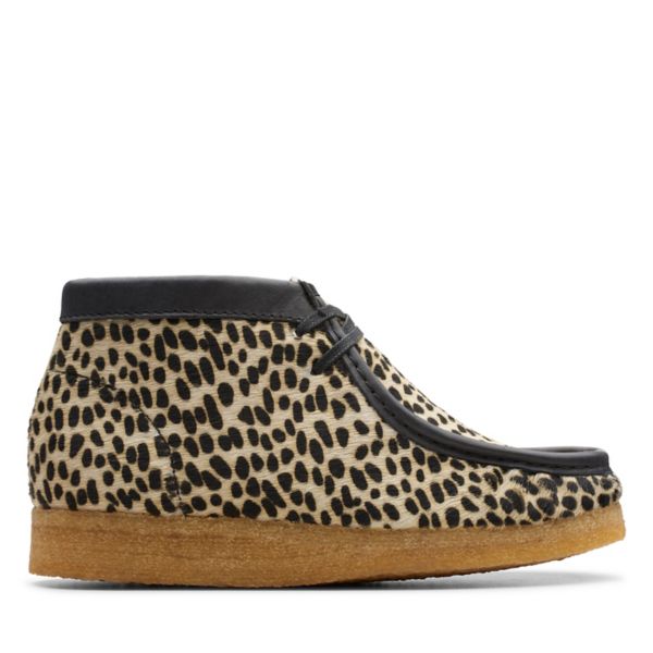 Clarks Womens Wallabee Boot Ankle Boots Cheetah Print | CA-7614592